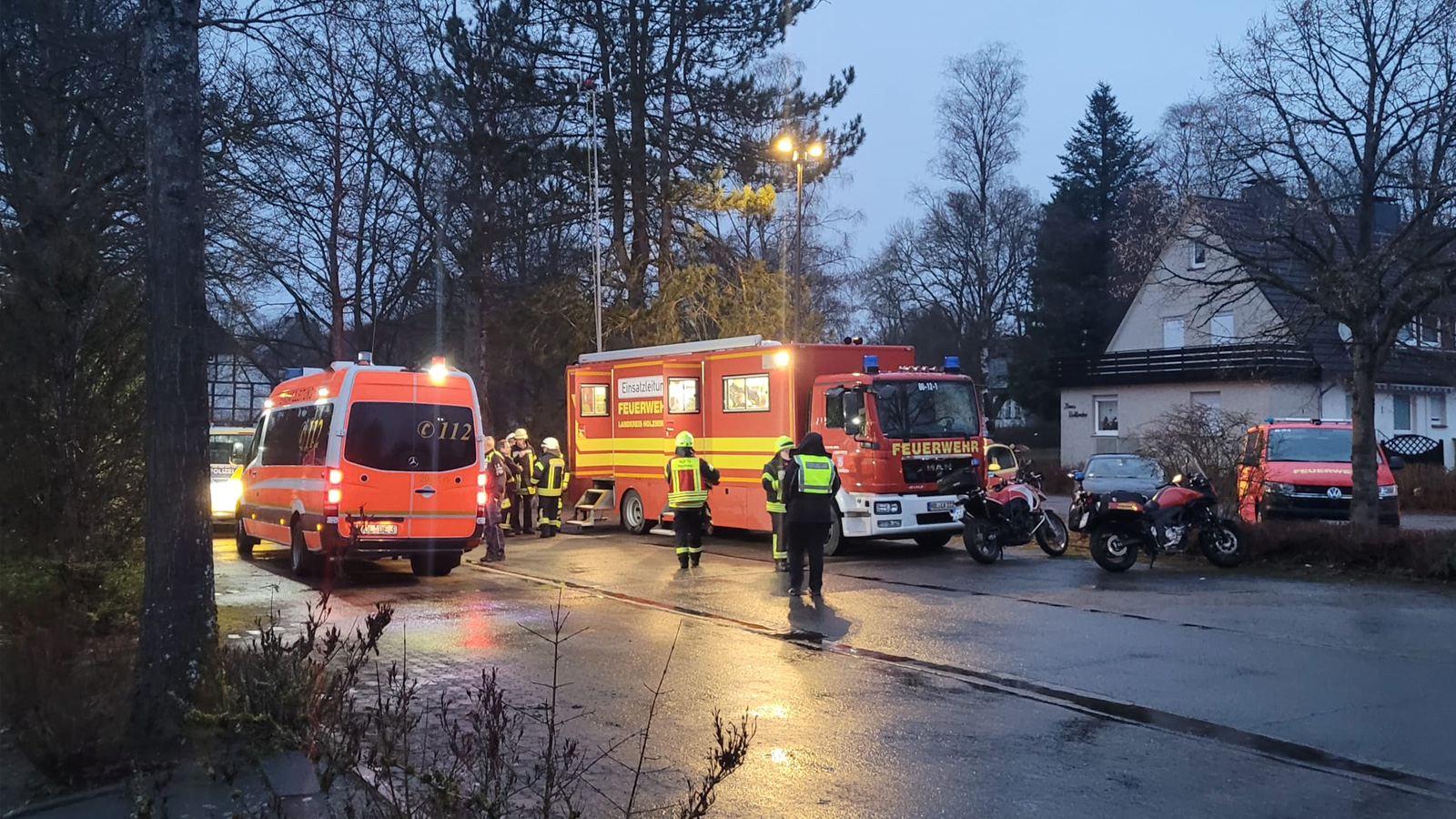 +++ Live-Ticker +++ Großeinsatz in Neuhaus: Stadt Holzminden lässt 75 Haushalte nach Kampfmittelfund evakuieren